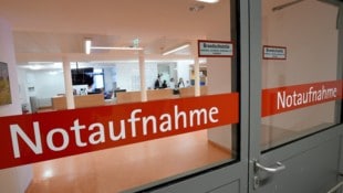 30 bis 40 Prozent der Patienten in den Notaufnahmen haben nur Befindlichkeitsstörungen. (Bild: APA/dpa/Holger Hollemann)