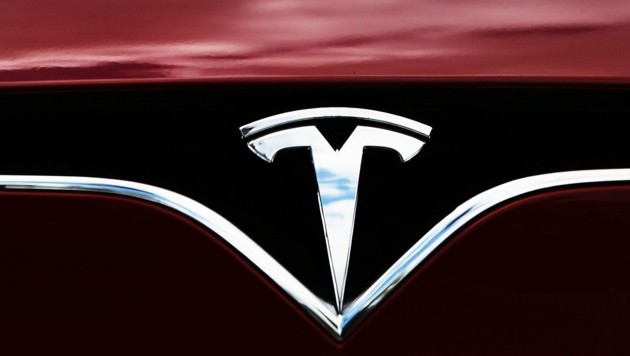 Symbol Tesla