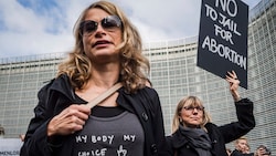 Protest für das Recht auf einen Schwangerschaftsabbruch in Polen (Archivbild) (Bild: AP)