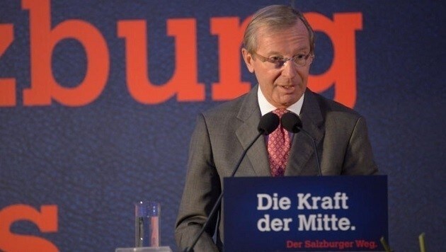 Haslauer hielt eine emotionale Rede: "Weg mit der Bevormundung, her mit dem Hausverstand!" (Bild: ÖVP Salzburg)