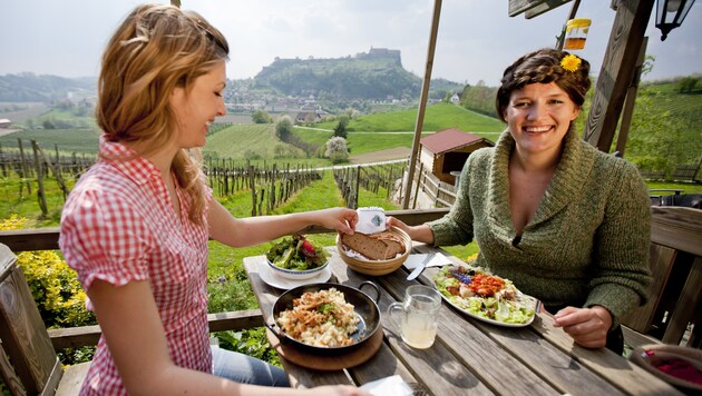 Kulinarik ist ein Thema, auf das beide Tourismusverbände stark setzen (Bild: Steiermark Tourismus GmbH)