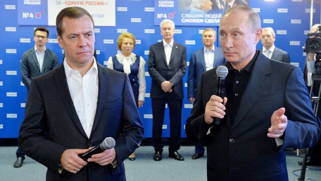 Regierungschef Dmitri Medwedew und Präsident Wladimir Putin (Bild: APA/AFP/Sputnik/Alexei Druzhinin)