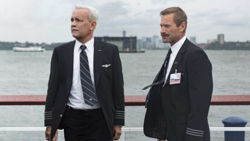 Tom Hanks als US-Pilot Chesley Sullenberger in "Sully" (Bild: AP)