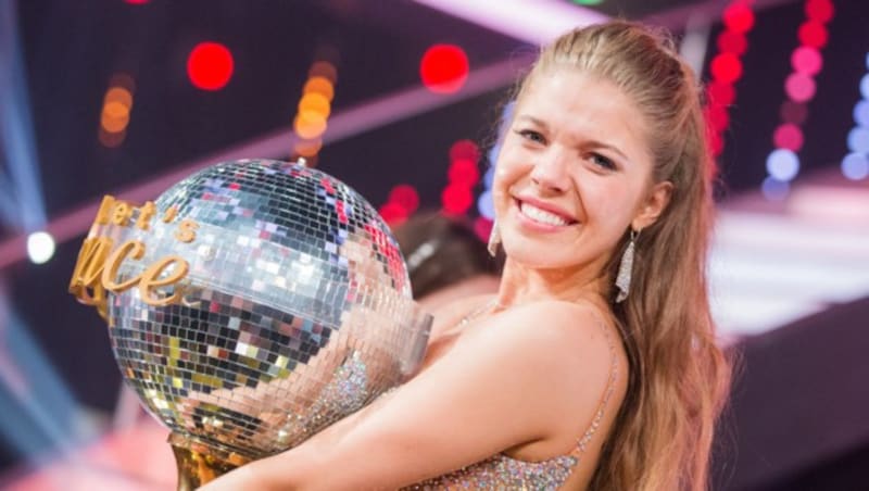 Victoria Swarovski ertanzte sich den Sieg bei "Let's Dance". (Bild: APA/dpa/Rolf Vennenbernd)