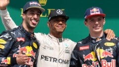 Daniel Ricciardo, Lewis Hamilton und Max Verstappen (Bild: AFP)