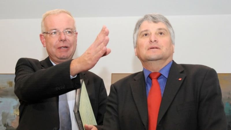 CSU-Fraktionsvorsitzender Thomas Kreuzer (links) (Bild: dpa/Tobias Hase)