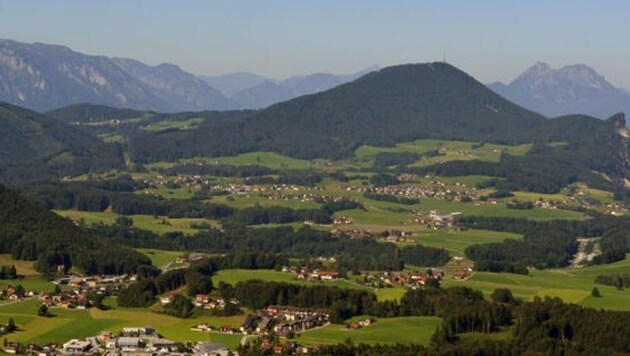 Salzburg einmalige Landschaft würde zerstört werden, sollte hier die Freileitung stehen. (Bild: Wolfgang Weber)