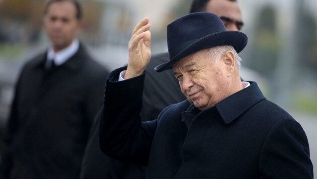 Präsident Karimow dürfte an den Folgen eines Schlaganfalls verstorben sein. (Bild: APA/AFP/POOL/BRENDAN SMIALOWSKI)