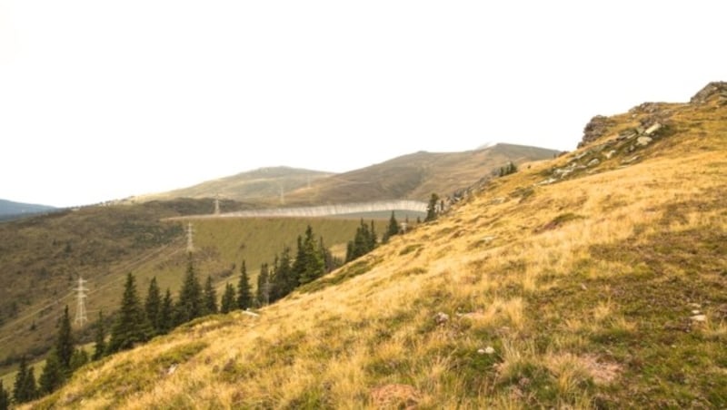 Das Rendering zeigt den geplanten oberen Stausee im Bereich Glitzalm, der 20 Hektar groß werden soll (Bild: Koralmkraft)