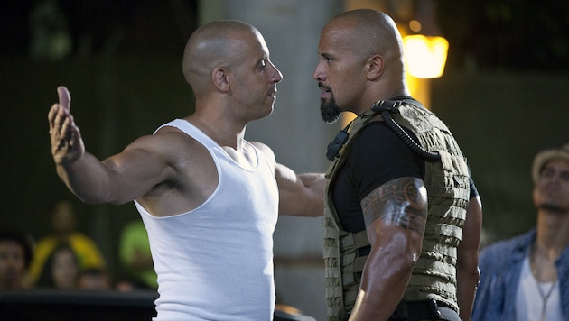 Vin Diesel (l.) und Dwayne Johnson 2011 (Bild: Moviestore Collection/face to fa)