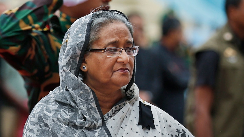 Ex-Ministerpräsidentin Sheikh Hasina hat das Land verlassen. (Bild: Associated Press)