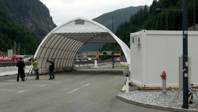 Hier sollen Lkw-Kontrollen durchgeführt werden. (Bild: APA/MARKUS WIMMER)