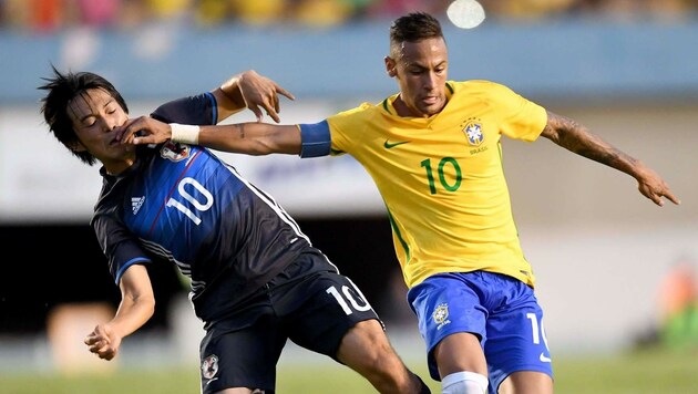 Brasiliens Kapitän Neymar beim 2:0 im letzten Testspiel gegen Japan (Bild: AFP)