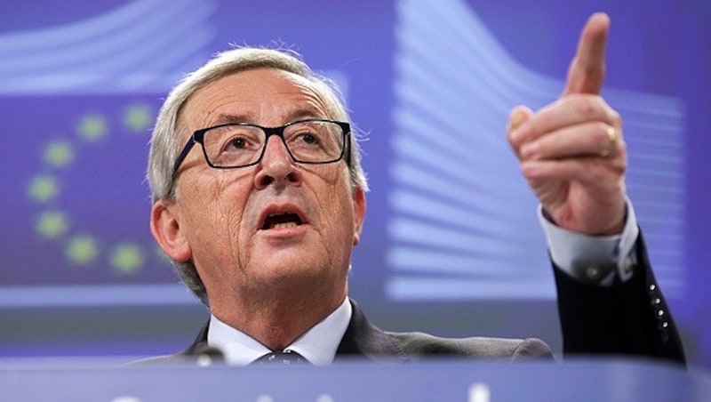 Noch-EU-Kommissionspräsident Jean-Claude Juncker hatte Italien in der Vergangenheit mehrmals zum Schuldenabbau aufgerufen. (Bild: APA/EPA/OLIVIER HOSLET)