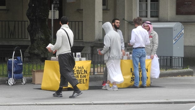 Koran-Verteiler in Wien-Döbling (Bild: Kronen Zeitung)