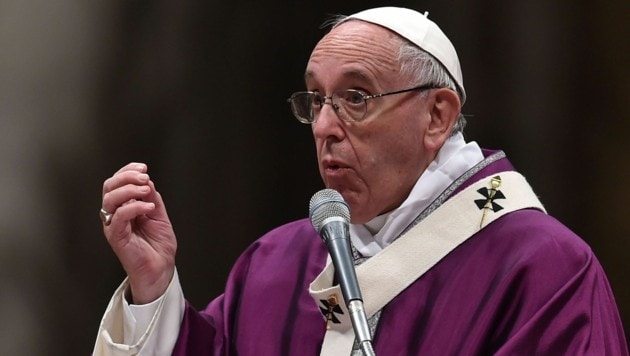 Papst Franziskus (Bild: APA/AFP/Alberto Pizzoli)