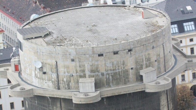 Der Flakturm in der Wiener Stiftskaserne (Bild: Peter Tomschi)