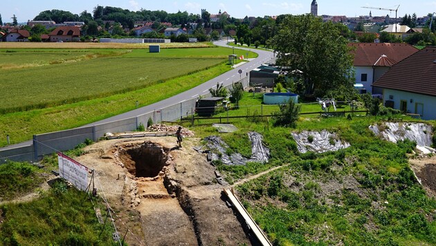 Die Ausgrabung eines römischen Kalkbrennofens in Enns (Bild: APA/OÖ Landesmuseum/Robert Koch)
