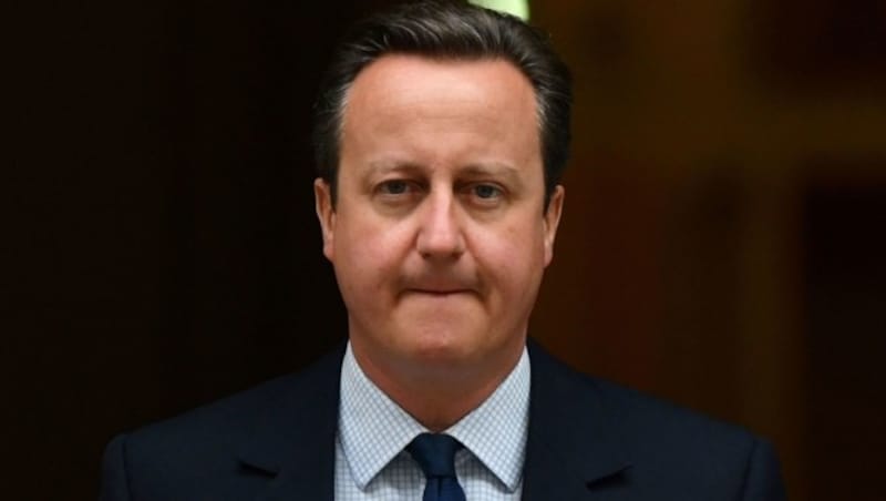 David Cameron auf dem Weg ins britische Parlament (Bild: APA/AFP/BEN STANSALL)