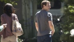 Sheryl Sandberg und Mark Zuckerberg (Bild: AFP)