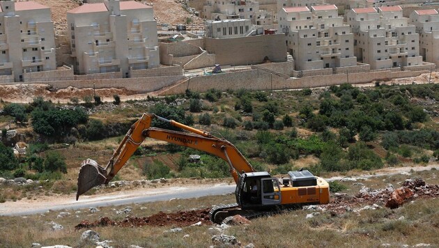 Bauarbeiten im Westjordanland (Bild: APA/AFP/AHMAD GHARABLI)