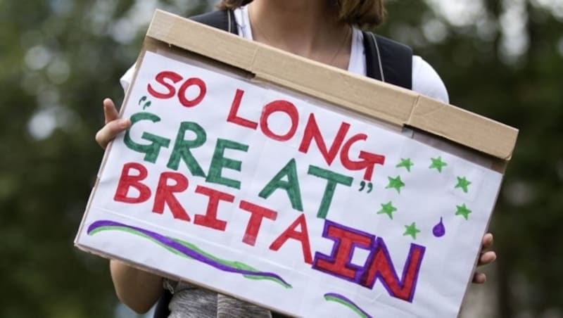 Eine Schottin plädiert nach dem Brexit-Voting für die Abspaltung ihres Landes von Großbritannien. (Bild: APA/AFP/Justin Tallis)