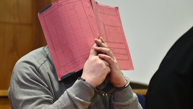 Der ehemalige Krankenpfleger Niels H. bei seinem Prozess im Jahr 2015 (Bild: APA/dpa/Carmen Jaspersen)