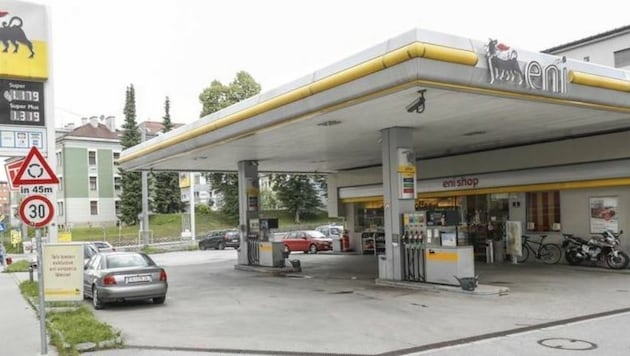 Tatort: ENI Tankstell in Salzburg (Bild: Markus Tschepp)