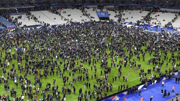 Islamistische Attentäter wollten im November auch das Pariser Stadion Stade de France attackieren. (Bild: APA/AFP/FRANCK FIFE)