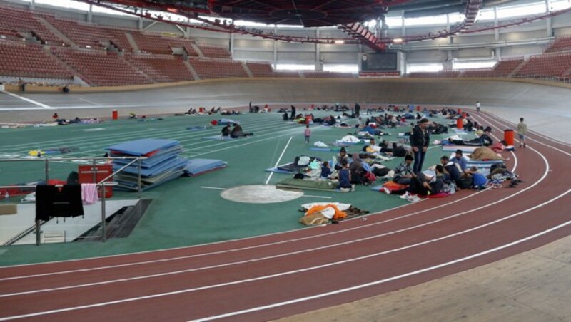 Im Ferry-Dusika-Stadion waren 2015 Hunderte Flüchtlinge untergebracht. (Bild: Gerhard Bartel)