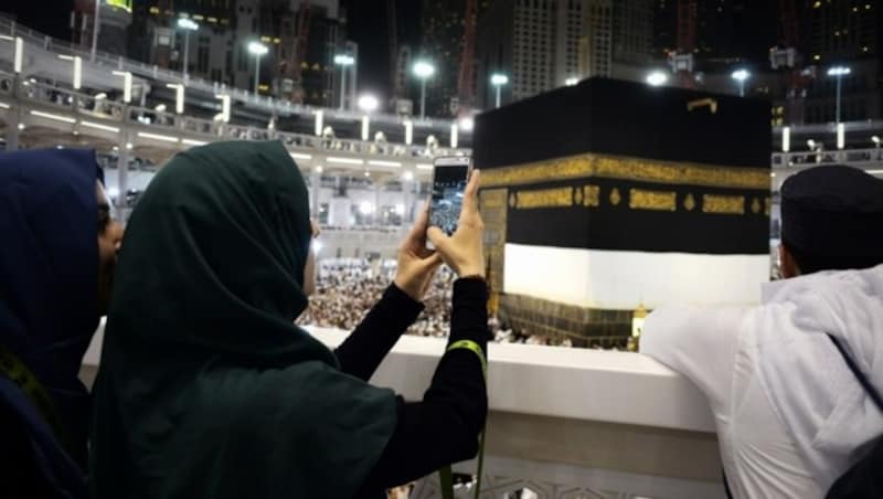 Muslime bei der Kaaba in Mekka, dem zentralen Heiligtum des Islam (Bild: AFP)