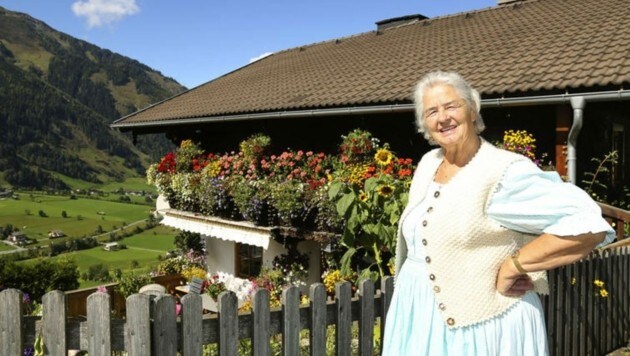 Unterwegs mit Frieda: Sie liebte die Bergwelt und die Blumen. (Bild: Gerhard Schiel)