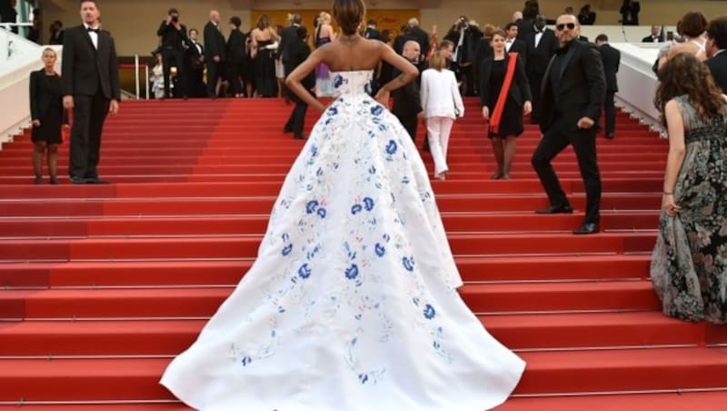 Jourdan Dunns Ralph-and-Russo-Robe bestach vor allem durch die Schleppe. (Bild: AFP)