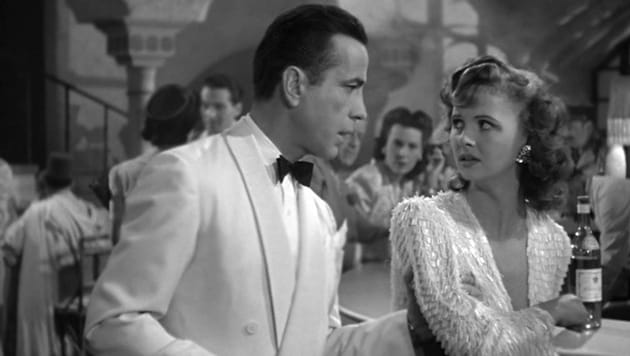Madeleine LeBeau und Humphrey Bogart in "Casablanca" (Bild: Warner Bros.)