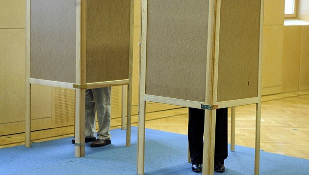 Menschen ohne österreichische Staatszugehörigkeit dürfen am 24. September wählen. (Symbolbild) (Bild: APA/Roland Schlager)