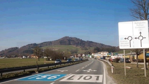 Auf der B156 in Bergheim kam es zu einem Verkehrsunfall. (Bild: Franz Neumayr/MMV)