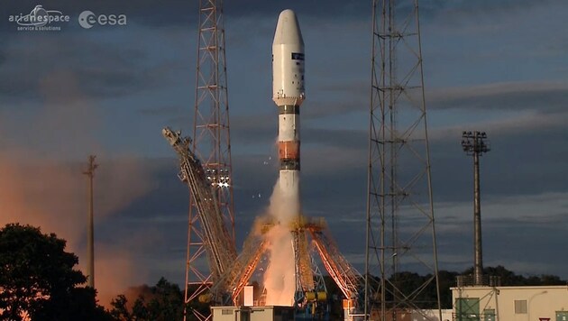 Der Start von "Sentinel-1B" an Bord einer "Sojus"-Rakete in Kourou (Bild: ESA)