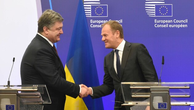 Der ukrainische Präsident Petro Poroschenko und EU-Ratschef Donald Tusk (Bild: AFP or licensors)