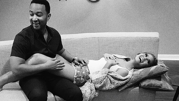 John Legend und Chrissy Teigen erwarten zum ersten Mal Nachwuchs. (Bild: instagram.com/chrissyteigen)