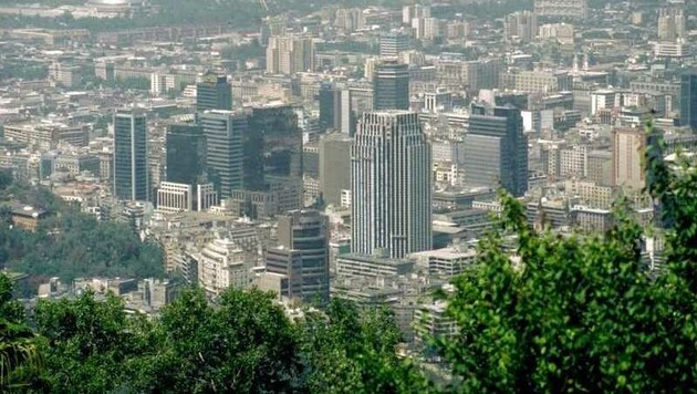 Blick auf Santiago de Chile (Bild: Wikipedia (gemeinfrei))