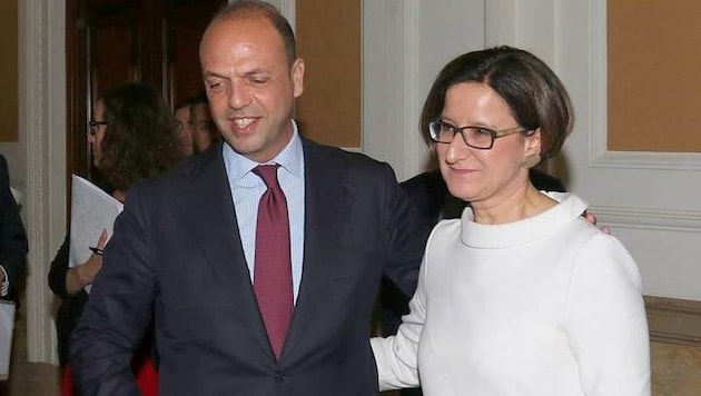 Johanna Mikl-Leitner mit ihrem italienischen Amtskollegen Angelino Alfano (Bild: APA/BUNDESMINISTERIUM FÜR INNERES)