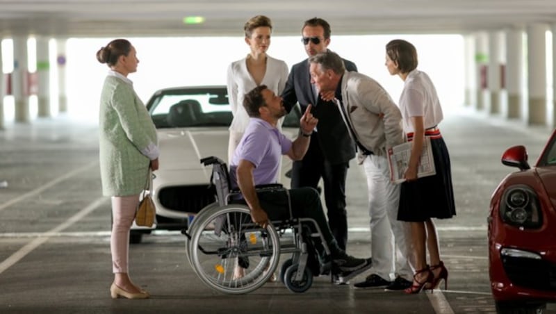 Gerti Drassl, Adina Vetter, Juergen Maurer, Lucas Gregorowicz, Bernhard Schir, Martina Ebm (Bild: ORF)