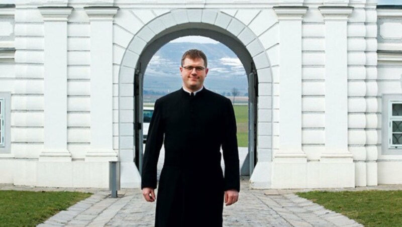 Kaplan Petrus ist im Stift für Tourismus zuständig. (Bild: Reinhard Holl)