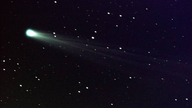 Von der Erde aus sind die Kometen leider nur per Teleskop zu sehen. (Bild: EPA)