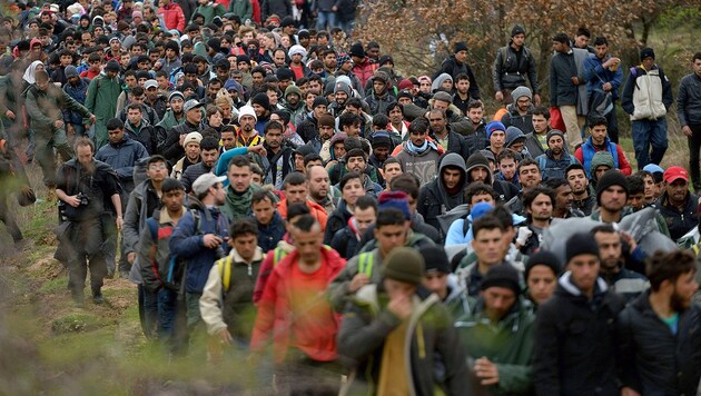 Die Balkanroute ist für Flüchtlinge geschlossen. (Bild: APA/AFP/DANIEL MIHAILESCU)