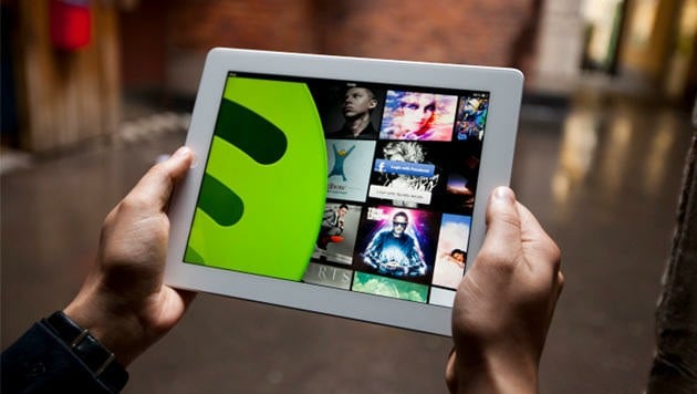 Im Kampf gegen "Fake-Streams" ist die Musikwirtschaft auf die Hilfe großer Plattformbetreiber wie Spotify angewiesen. (Bild: Spotify)