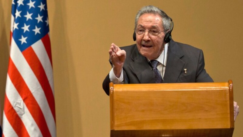 "Es gibt keine politischen Häftlinge": Präsident Raul Castro (Bild: ASSOCIATED PRESS)