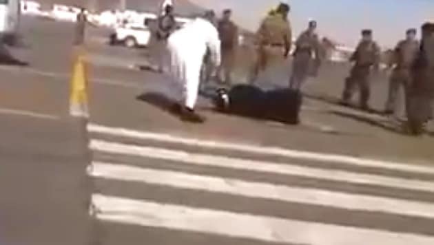 Eine Enthauptung auf offener Straße - in Saudi-Arabien nichts Besonderes (Bild: Liveleak.com/Theodore Shoebat)