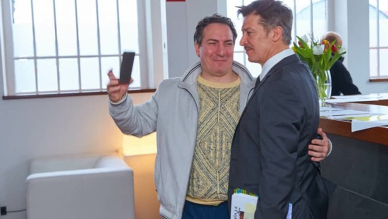 Selfie am Set: Palfrader & Moretti (Bild: Starpix/ Alexander TUMA)