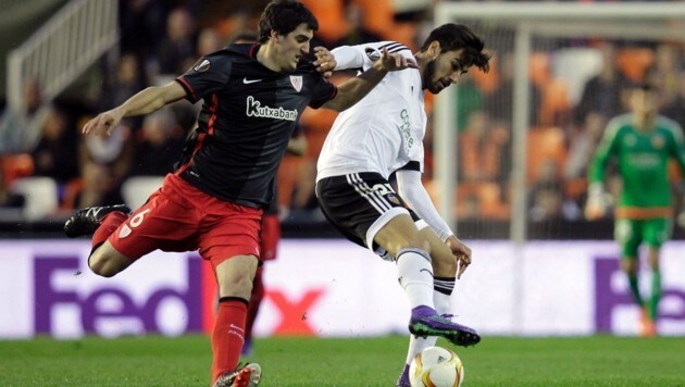 Heißer Zweikampf im Spiel Valencia gegen Bilbao (Bild: AFP or licensors)